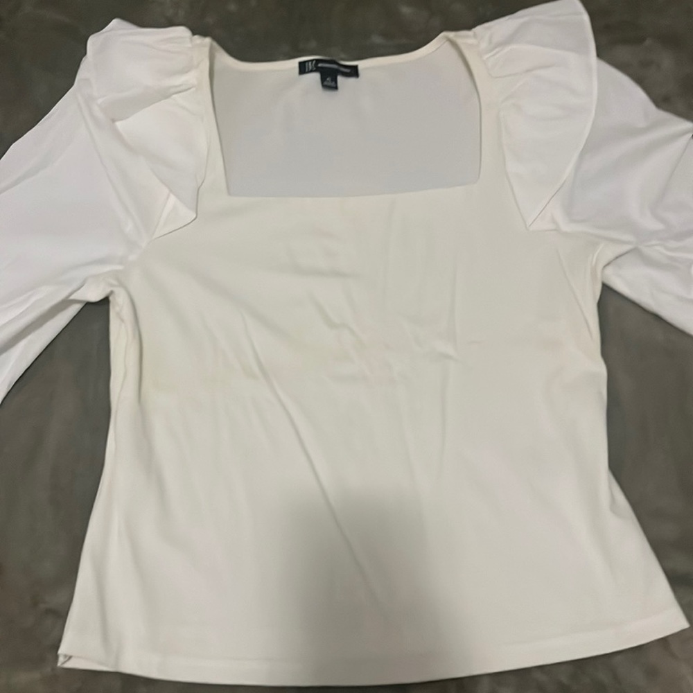 Long sleeve puffy blouse